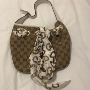 AUTHENTIC Gucci bag